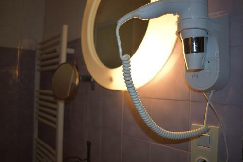 Hotel H�tel Le M�l�ze