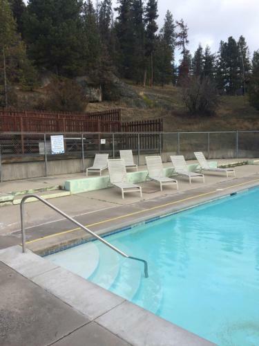 The Lodge At Lolo Hot Springs