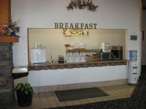Motel Glacier Gateway Plaza