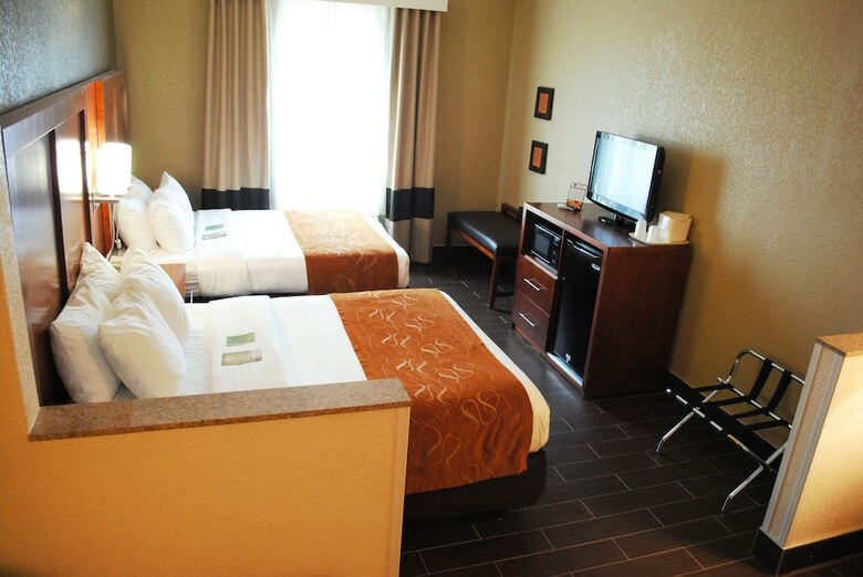 Hotel Comfort Suites Grand Rapids South