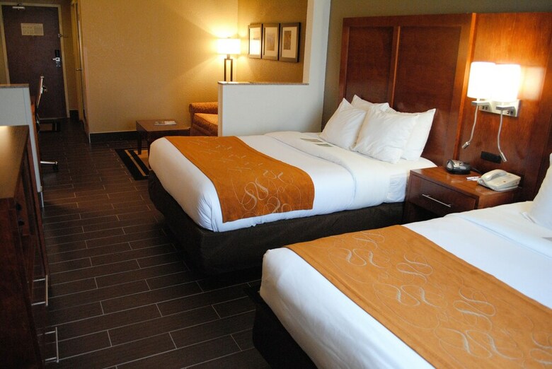 Hotel Comfort Suites Grand Rapids South