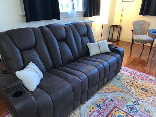Sweet Apartment, Next To Randolph College
