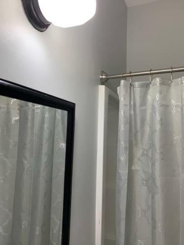 Sweet Apartment, Next To Randolph College