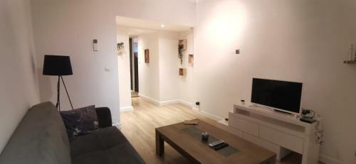 Apartamento Appart Cosy,calme � 2 Pas Du Centre De Montbrison