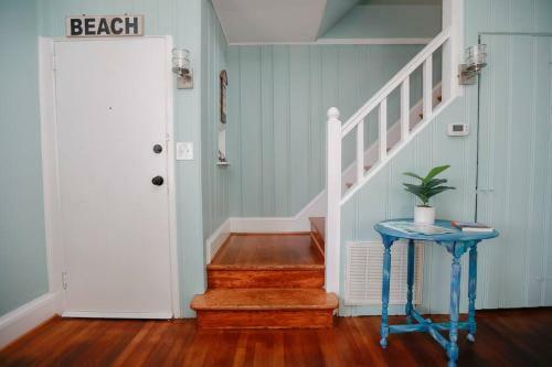 Villa Coastal Getaway At Ocean View Beach