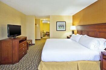 Holiday Inn Express Hotel & Suites - Belleville Area