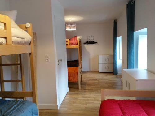 Albergue La Richardi�re, �tape Entre Mayenne Et Laval