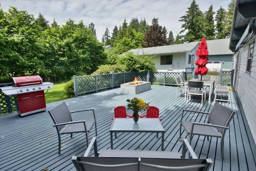 290 Sunny Side Island Retreat