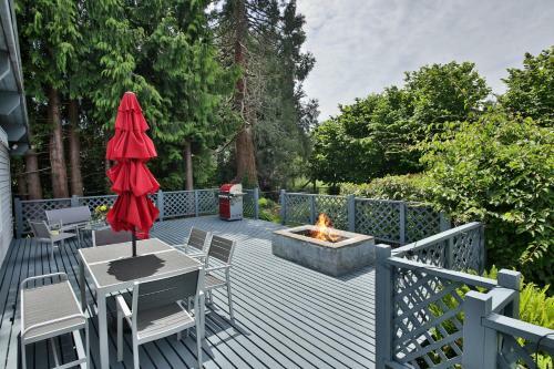 290 Sunny Side Island Retreat