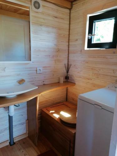 Tiny House Dans Jardin Priv� � La Campagne