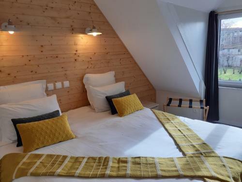 Bed & Breakfast Charmes En Ville Le Charme Authentique