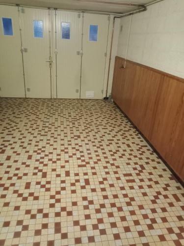 Agr�able Maison, Parking Ext/int Gratuit Garage Et Jardin