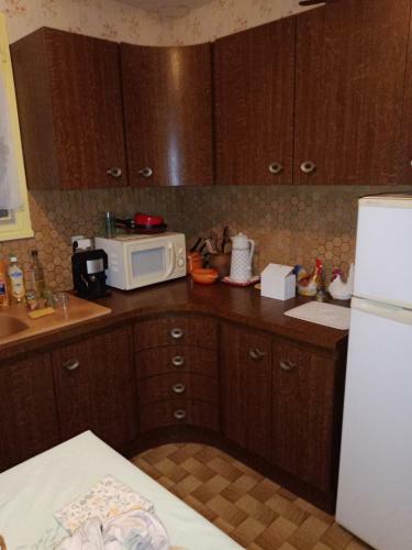 Agr�able Maison, Parking Ext/int Gratuit Garage Et Jardin