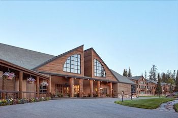 Hotel Grouse Mountain Lodge