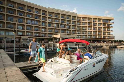 Hotel Camden On The Lake Resort