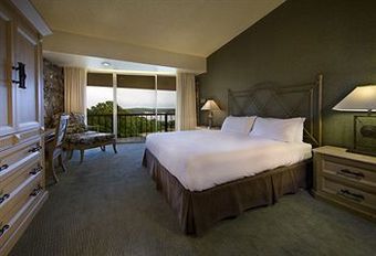 Hotel The Lodge Of Four Seasons