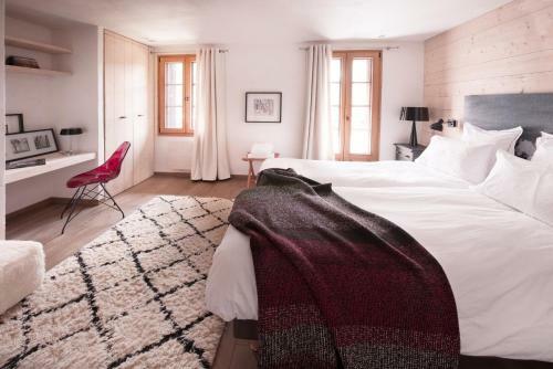 Chalet Debussy - Our Elegant Farmhouse