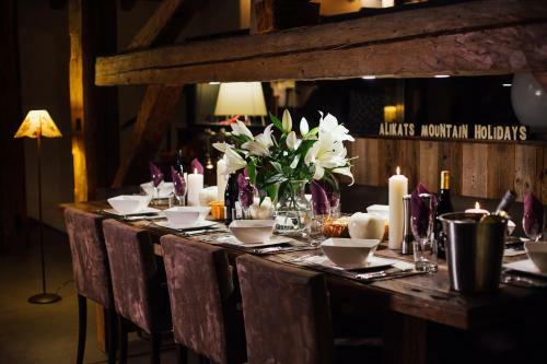 Chalet Debussy - Our Elegant Farmhouse