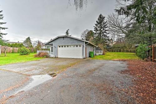 Lively Seattle Area Abode Near Parks And Golf