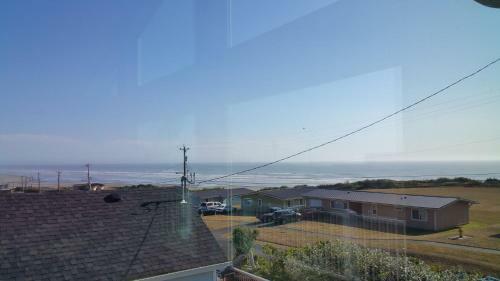 Sandys Pacific Beach House