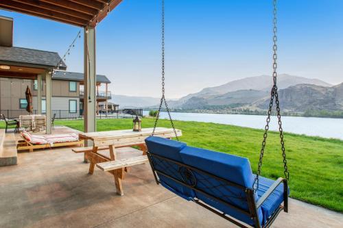 River Breeze Reserve