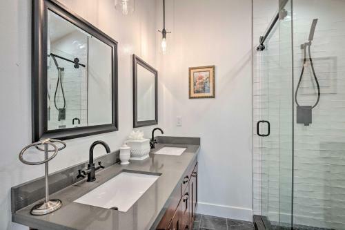 Ideally Located Renton Retreat - Private Yard