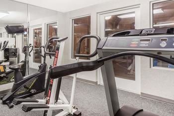 Hotel Baymont Inn And Suites Rolla