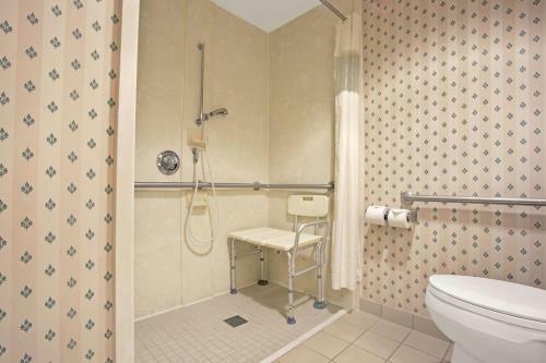 Hotel Baymont Inn & Suites