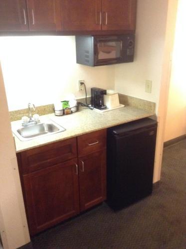 Hotel Baymont Inn & Suites