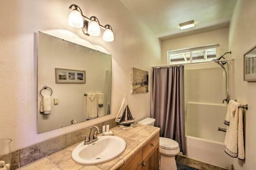 Serene South Bend Family Escape Dogs Welcome