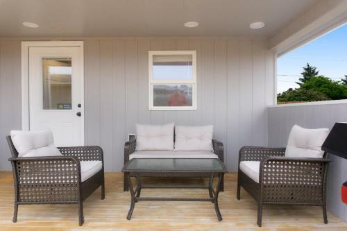 Sandy Bottoms