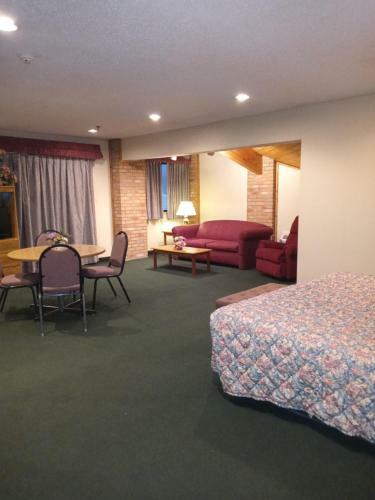 Hotel New Martinsville Inn