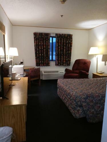 Hotel New Martinsville Inn