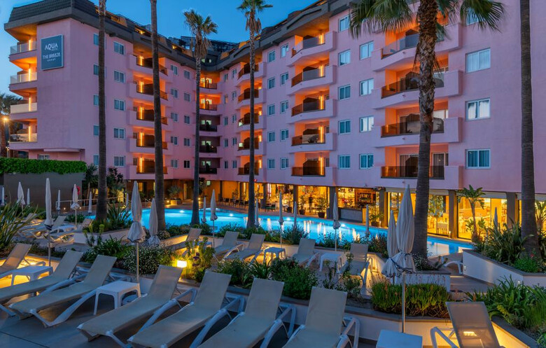 Aqua Hotel The Breeze & Spa - Adults Only (+18)