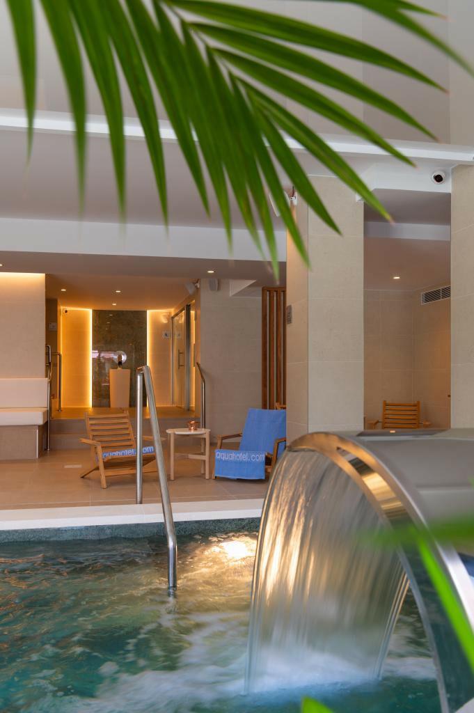 Aqua Hotel The Breeze & Spa - Adults Only (+18)