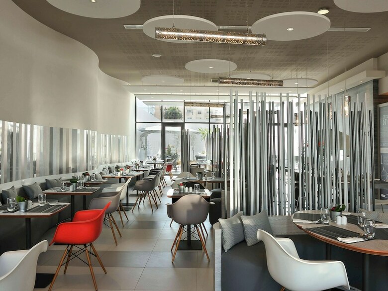 Hotel Ibis Casa Voyageurs