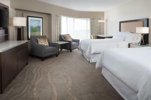 The Westin Crown Center Hotel