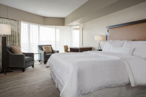 The Westin Crown Center Hotel