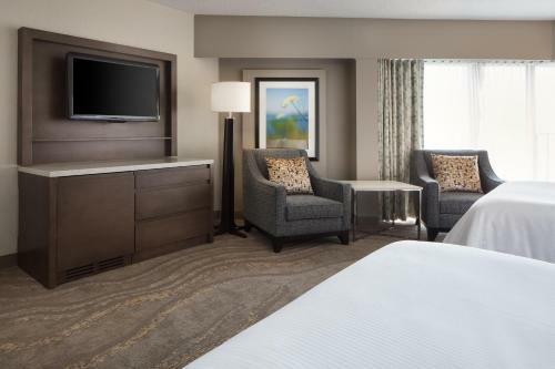 The Westin Crown Center Hotel