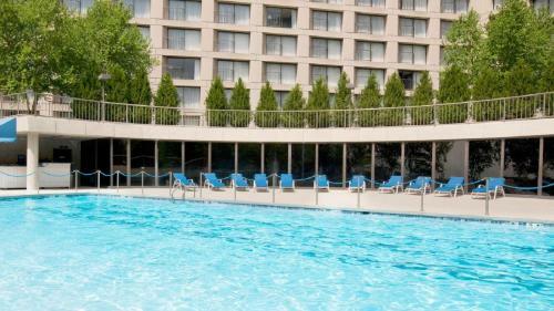 The Westin Crown Center Hotel