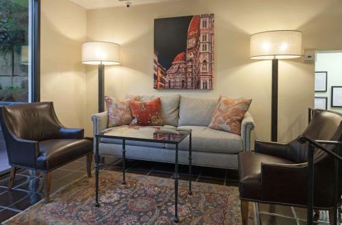 Best Western Plus Seville Plaza Hotel