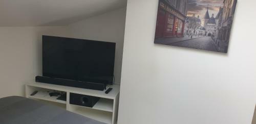 Apartamento Joli Studio Calme Coeur De Ville