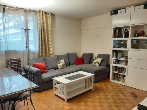 2 Bedrooms Apartment With Parking Paris Neuilly
