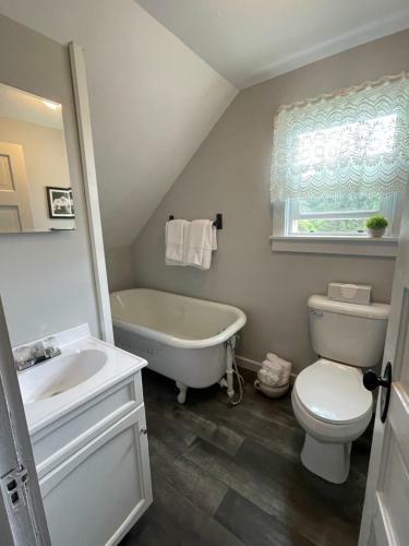 Good Knight Inn - Cozy Home Close To Fun Activities