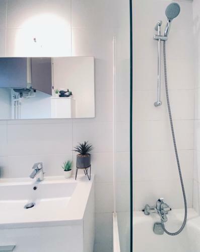 Apartamento Nantes Centre Proximit� Bus Et Tramway
