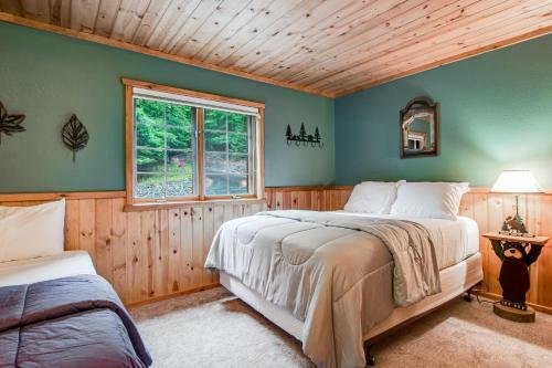 Cranberry Cove Lodge