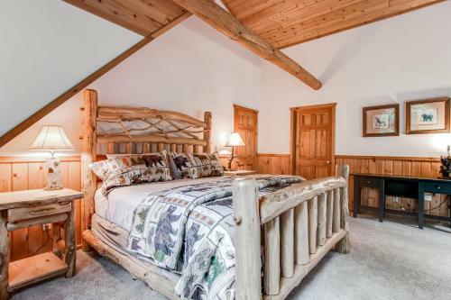 Cranberry Cove Lodge