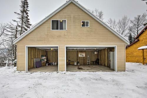 Cozy Eagle River Escape With Direct Lake Access