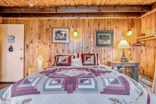 Bed & Breakfast Inn At Pinewood