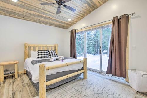 Lakefront Retreat With Patio, Grill, Boat Dock!